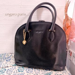 美品☆ungaroヴィンテージチャーム付き牛革2wayリュックハンドバッグ