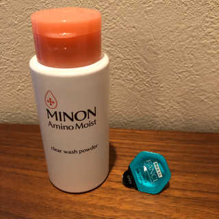 ミノン(MINON)のミノン　酵素洗顔パウダー　オマケつき(洗顔料)