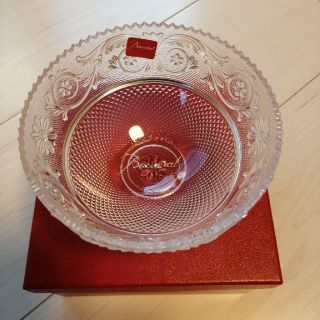 バカラ(Baccarat)の【新品未使用】バカラ　アラベスクサラダボール(食器)