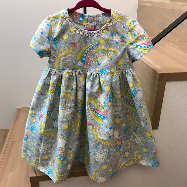 ハンドメイド・ワンピース キッズ/ベビー/マタニティのキッズ服女の子用(90cm~)(ワンピース)の商品写真