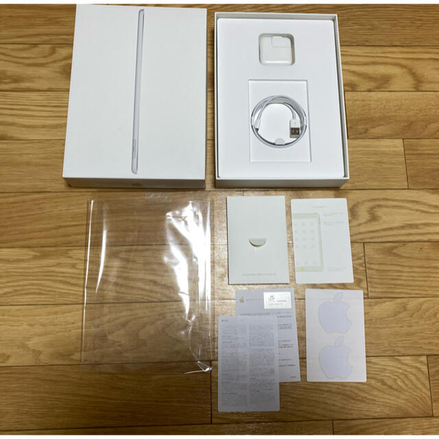 【美品】iPad Air 第5世代　付属品未使用