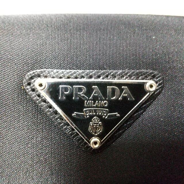 超美品 PLADA 3つ折財布 ナイロンレザー 1