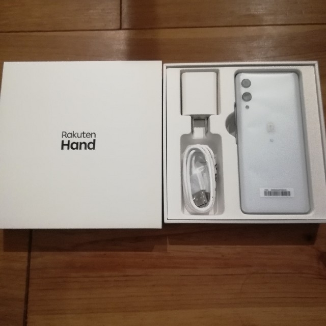 Rakuten HAND ハンド　白スマートフォン/携帯電話