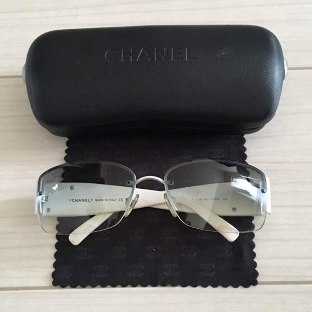 CHANEL(シャネル)の【お値下げ❣️】シャネル サングラス レディースのファッション小物(サングラス/メガネ)の商品写真