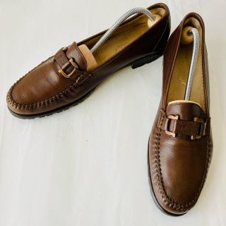 サルヴァトーレフェラガモ(Salvatore Ferragamo)の【美品】サルバトーレ フェラガモ 濃茶 ローファー 25.5cm 除菌・消臭済み(ドレス/ビジネス)