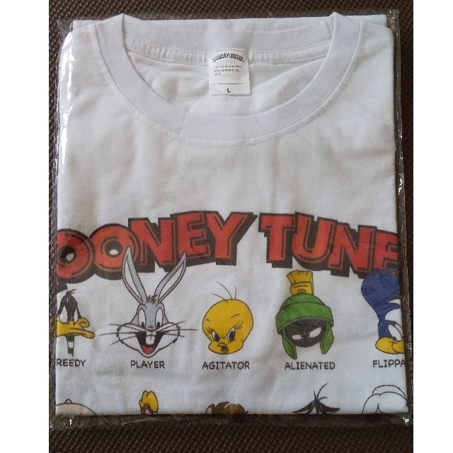 LOOVEY TUNES Tシャツ Lサイズ メンズのトップス(Tシャツ/カットソー(半袖/袖なし))の商品写真