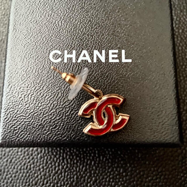 ★お値下げ日曜迄 CHANEL シャネル ピアス BTS テテ着用 レッド