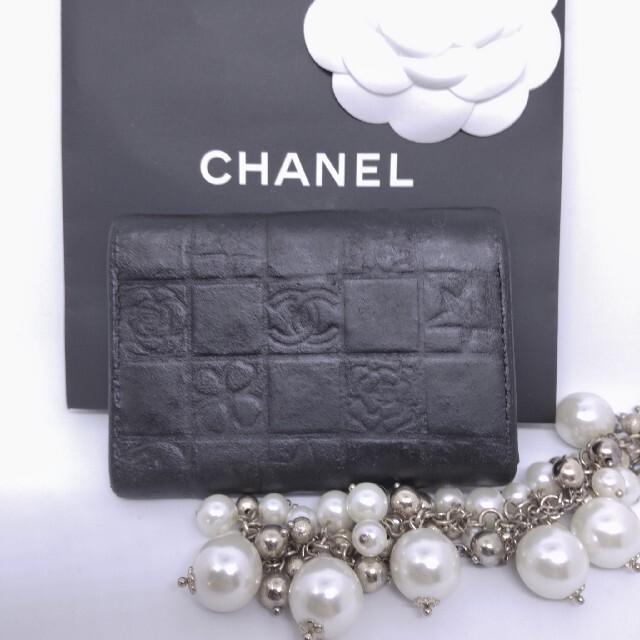 CHANEL(シャネル)のrujina様専用　8万円（新品時の参考価格）シャネル　ラッキーアイテムアイコン レディースのファッション小物(キーケース)の商品写真