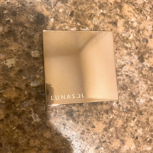 LUNASOL(ルナソル)のルナソル　LUNASOL アイリッドベース　02 Light コスメ/美容のベースメイク/化粧品(化粧下地)の商品写真