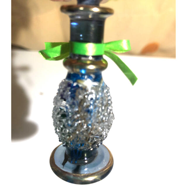 Francfranc(フランフラン)のエジプシャングラス、エジプト香水瓶のハーバリウム　手芸コスメメイクハンドメイド ハンドメイドのフラワー/ガーデン(ドライフラワー)の商品写真