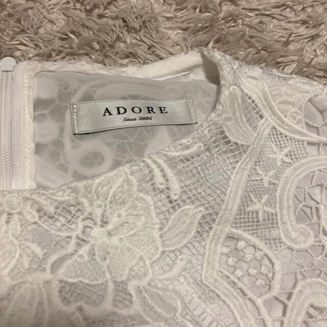 ADORE(アドーア)の本日夕方まで出品 レディースのトップス(シャツ/ブラウス(半袖/袖なし))の商品写真