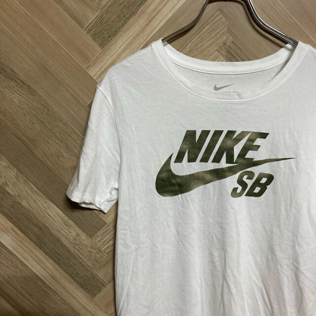 6 NIKE ナイキSBTシャツ ビックロゴ　Sサイズ