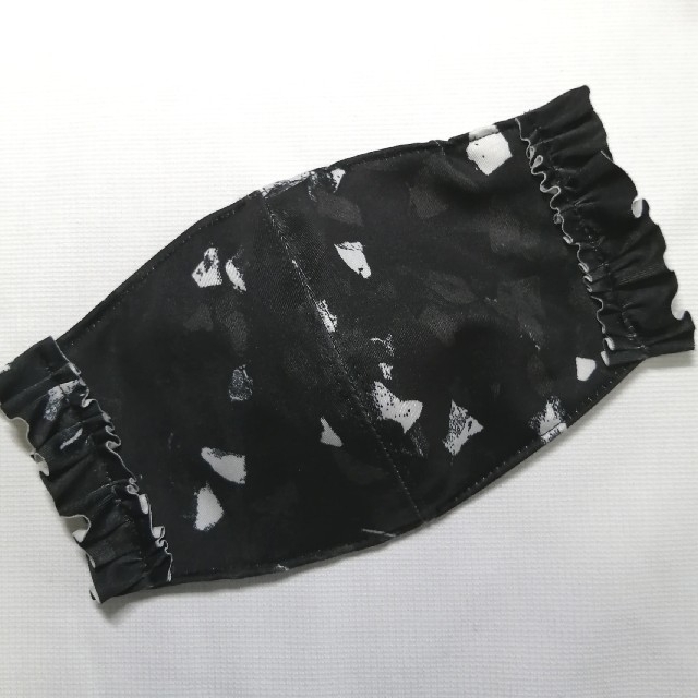 THE MASK(マスク)の《訳あり》ブラック　フリル　薄手　スボーツニット　日本製ダブルガーゼ　インナー ハンドメイドのハンドメイド その他(その他)の商品写真