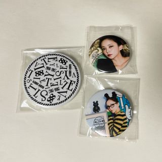 【88♡様専用】　安室奈美恵　缶バッジ　マグネット(ミュージシャン)