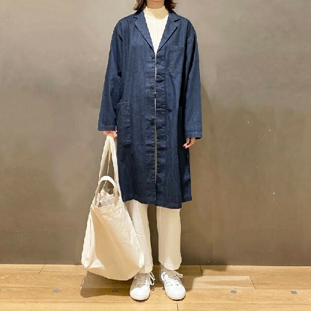 MUJI (無印良品)(ムジルシリョウヒン)の《新品》 無印良品インド綿デニムコート男女兼用／Ｓ～Ｍ／インディゴブルー  メンズのジャケット/アウター(ステンカラーコート)の商品写真