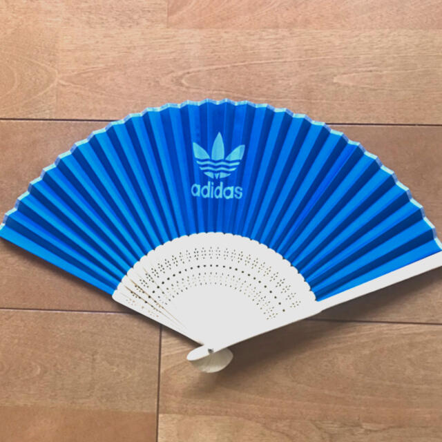 adidas(アディダス)のadidas 扇子 メンズのファッション小物(その他)の商品写真