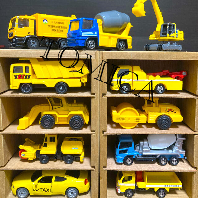 Takara Tomy Tomica トミカ含む働く車セレクション12個セットの通販 By タマさん S Shop タカラトミーならラクマ