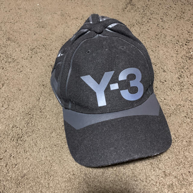 Y-3(ワイスリー)のY-3 キャップ 帽子 メンズの帽子(キャップ)の商品写真