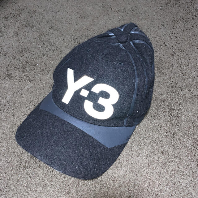 Y-3(ワイスリー)のY-3 キャップ 帽子 メンズの帽子(キャップ)の商品写真