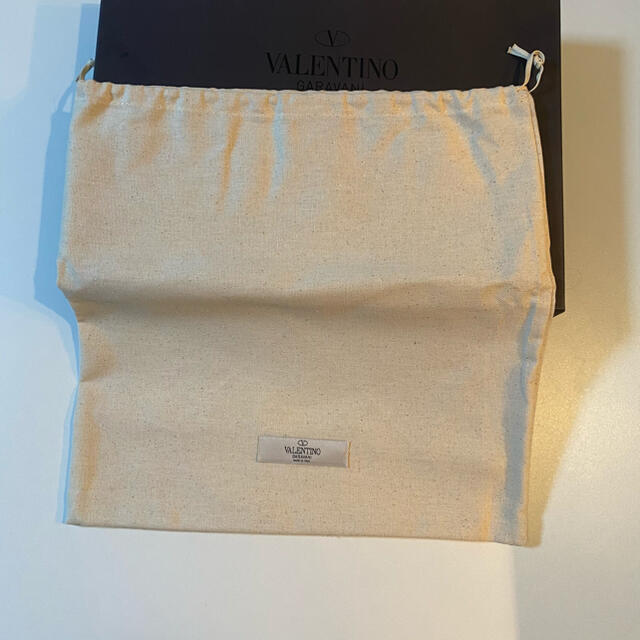 VALENTINO(ヴァレンティノ)のVALENTINO ギフトボックス レディースのバッグ(ショップ袋)の商品写真