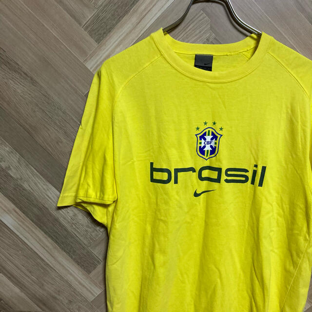 9 ナイキ　チームTシャツ ブラジル　イエロー