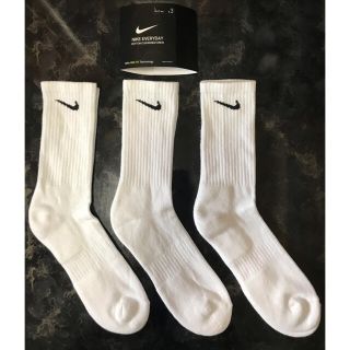 ナイキ(NIKE)の３足セット ナイキ 白ソックス 25〜27 ユニセックス(ソックス)