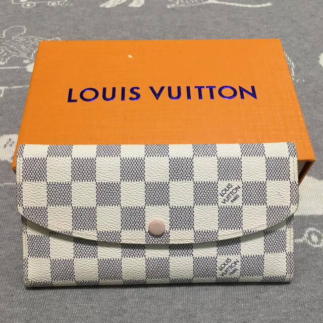 ルイヴィトン 財布 LOUIS VUITTON長財布 白