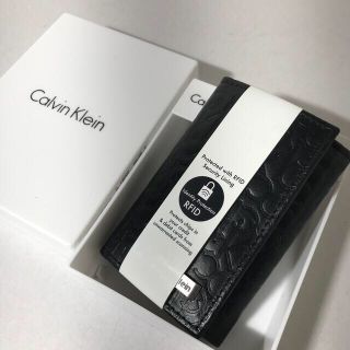 カルバンクライン(Calvin Klein)の直営店購入 新品カルバンクライン 高級牛革11000円 6連キーケース(キーケース)