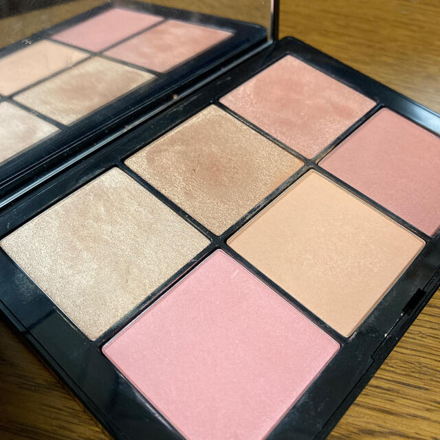 NARS(ナーズ)のNARS オーバーラスト チークパレット コスメ/美容のベースメイク/化粧品(チーク)の商品写真