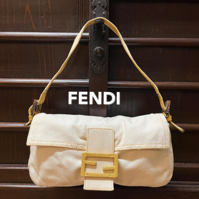 FENDI マンマバケット キャンバス×パイソンレザー(ヘビ革)のレア商品なし状態