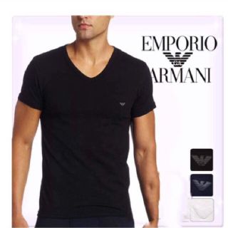 エンポリオアルマーニ(Emporio Armani)の1万2千円を…！ 新品未使用 エンポリオアルマーニ Vネック Tシャツ Lサイズ(Tシャツ/カットソー(半袖/袖なし))