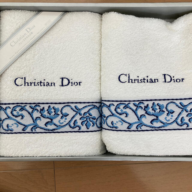 Christian Dior - クリスチャンディオール フェイスタオル 2枚の通販 ...
