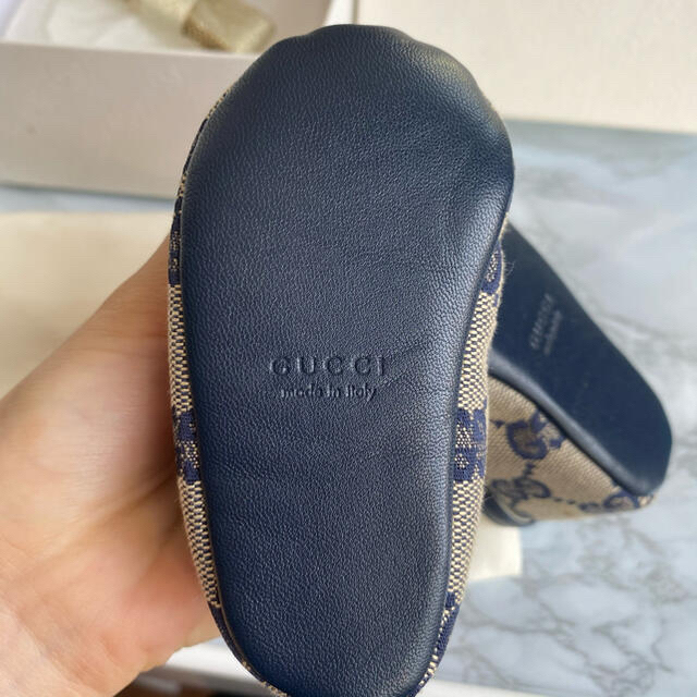 Gucci(グッチ)のGUCCI ベビーシューズ キッズ/ベビー/マタニティのベビー靴/シューズ(~14cm)(スニーカー)の商品写真