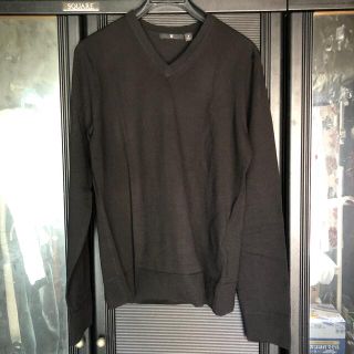 ユニクロ(UNIQLO)の未使用　+J ウールxナイロン　Vネックセーター黒(ニット/セーター)