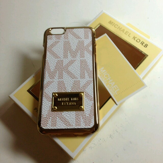 Michael Kors - ☆最安値☆マイケルコース☆iPhoneケース☆の通販 by ...