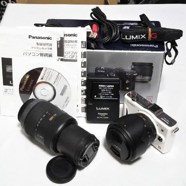 Panasonic(パナソニック)の週末限定 Lumix GF2 ダブルズーム スマホ/家電/カメラのカメラ(ミラーレス一眼)の商品写真