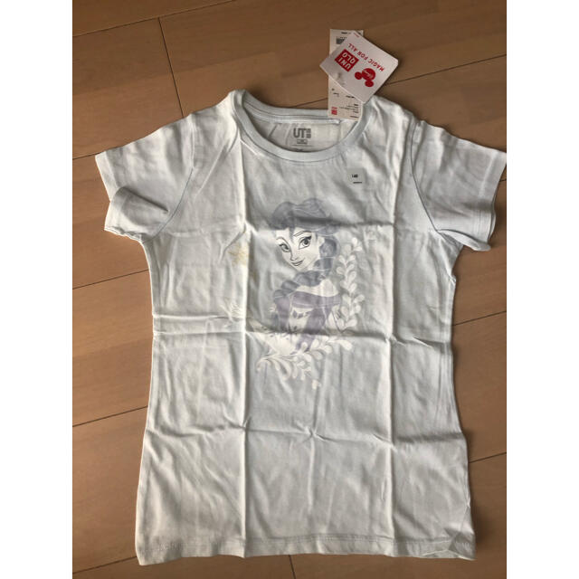 Uniqlo ユニクロ ディズニー Tシャツ アナと雪の女王 140の通販 By Momo S Shop ユニクロならラクマ
