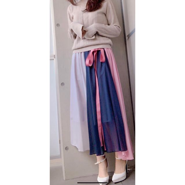 REDYAZEL(レディアゼル)の限定品　ブロッキングスカート レディースのスカート(ロングスカート)の商品写真