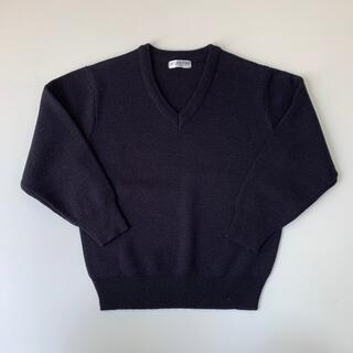 ファミリア(familiar)の小学校受験用　Vネックセーター　110サイズ　未使用品(ドレス/フォーマル)