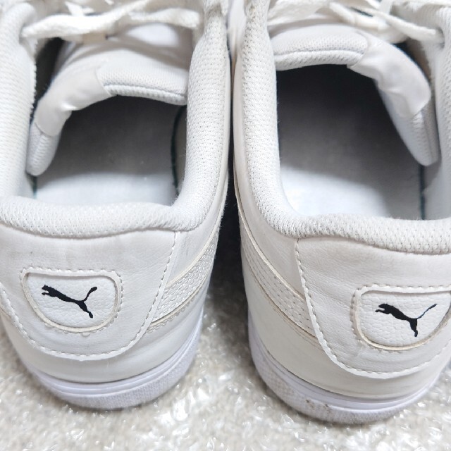 PUMA(プーマ)のPUMA WHITEスニーカー30cm メンズの靴/シューズ(スニーカー)の商品写真