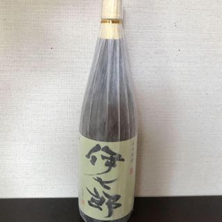 焼酎　伊七郎　1800ml(焼酎)