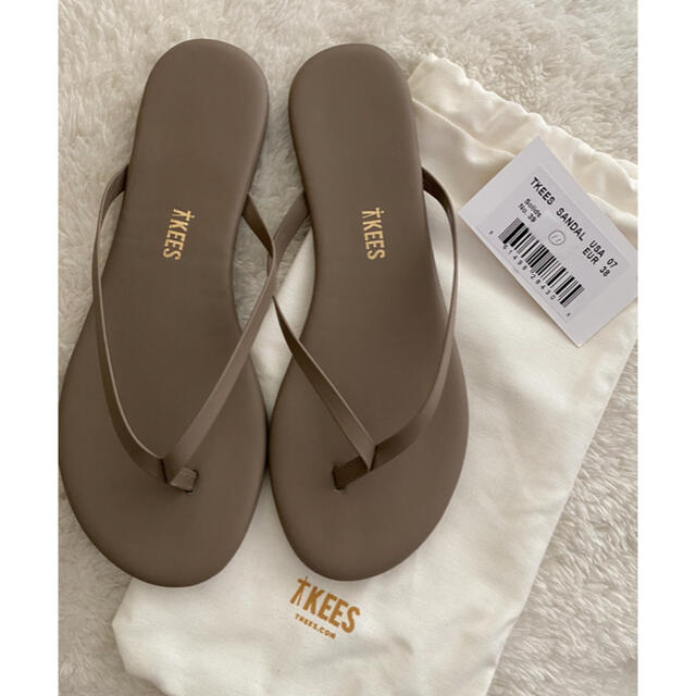 新品未使用 TKEES サンダル 38