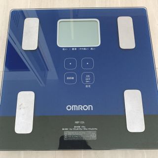 オムロン(OMRON)の体重計（OMRON HBF-226）(体重計/体脂肪計)