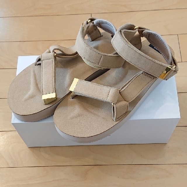 アパルトモン SUICOKE Strap Sandal