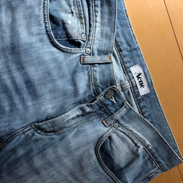 ACNE(アクネ)のACNE ダメージデニム レディースのパンツ(デニム/ジーンズ)の商品写真