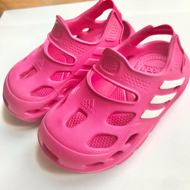 Adidas 美品 アディダス Adidas キッズ ベビー サンダル 13 5cm ピンクの通販 By ゆりみり S Shop アディダス ならラクマ