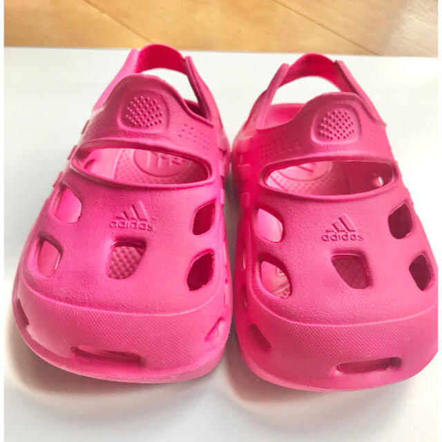 Adidas 美品 アディダス Adidas キッズ ベビー サンダル 13 5cm ピンクの通販 By ゆりみり S Shop アディダス ならラクマ