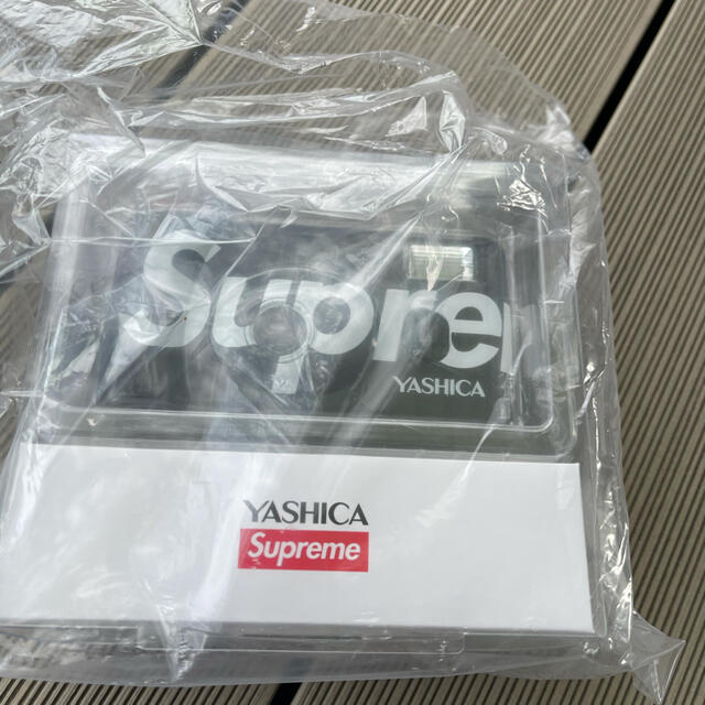 Supreme(シュプリーム)のsupreme yashica MF-1 Camera BLACK スマホ/家電/カメラのカメラ(フィルムカメラ)の商品写真