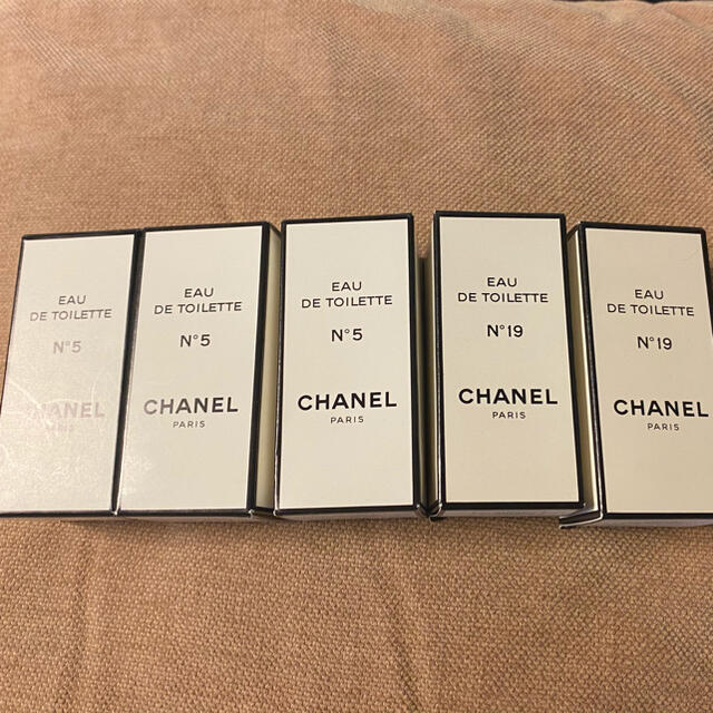 CHANEL(シャネル)のCHANEL シャネル　No.5 No.19 コスメ/美容のコスメ/美容 その他(その他)の商品写真