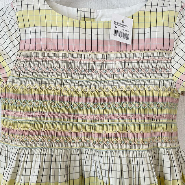 Bonpoint(ボンポワン)の＊ご専用＊ 新品未使用  Bonpoint  ワンピース  8A キッズ/ベビー/マタニティのキッズ服女の子用(90cm~)(ワンピース)の商品写真